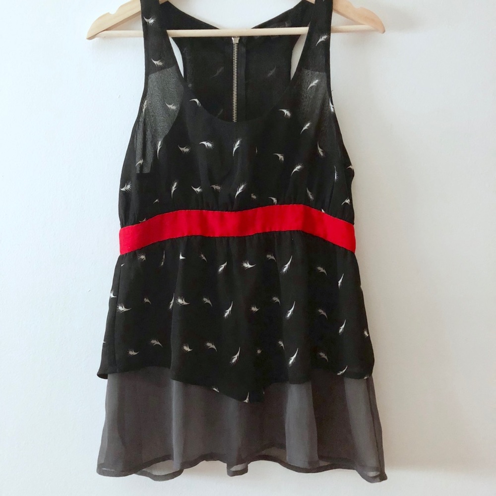 Feather Print Floaty Racer Back Blouse - Picture 5 of 7